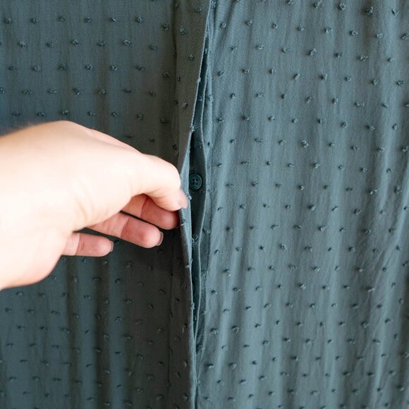 Express Oversized XS Swiss Dot Blue Green Tie Shoulder ButtonUp Short Sleeve Top - Picture 6 of 8